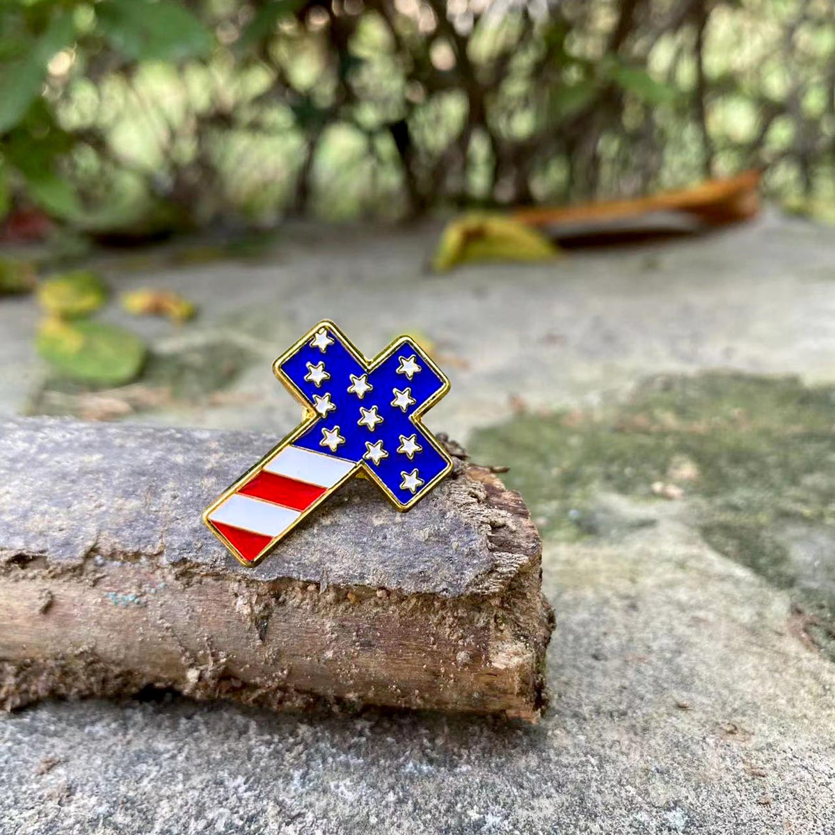 USA Cross Pin